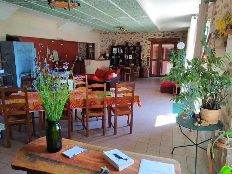 Saint-Quentin-sur-Charente La Tribu De Lavaud B&B 외부 사진
